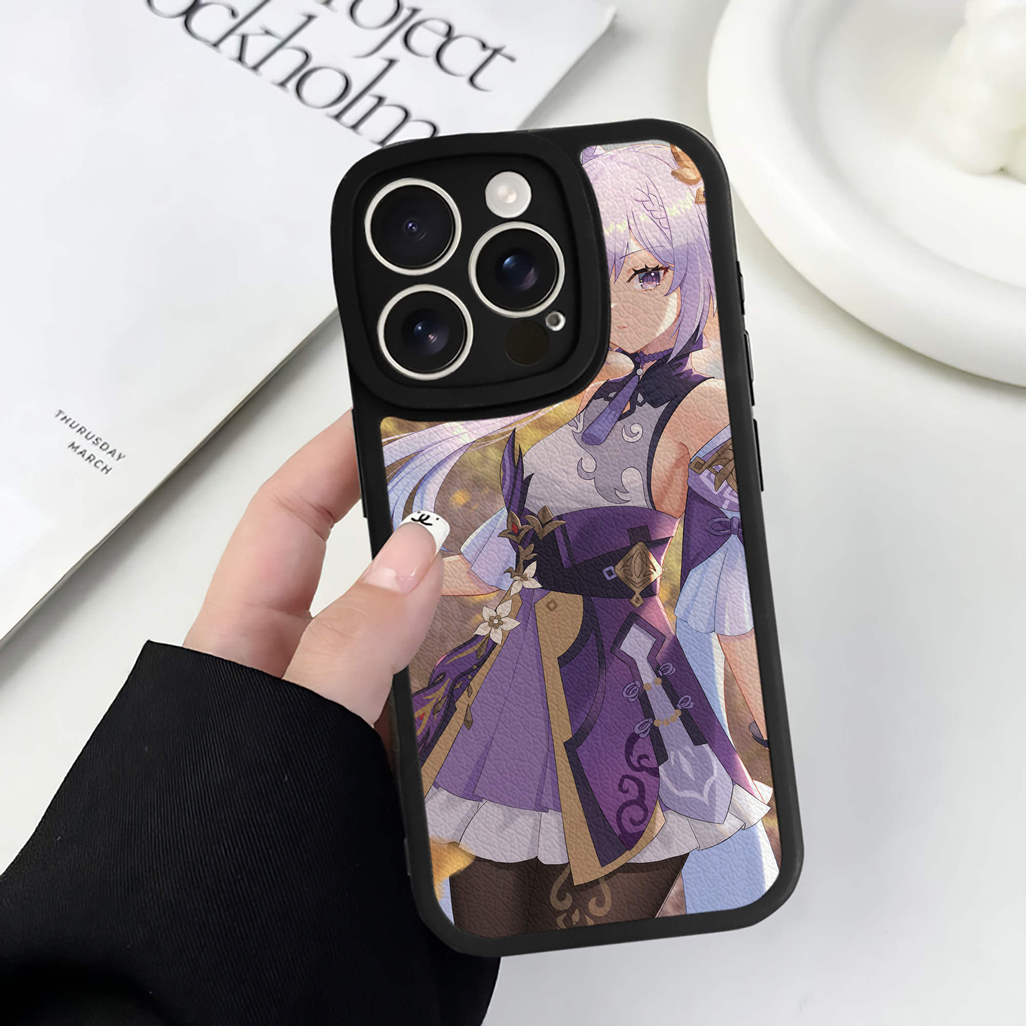 げんし神 genshin 【iPhone 16シリーズ対応】シリコンスマホケース（レザー調） 材質：シリコン